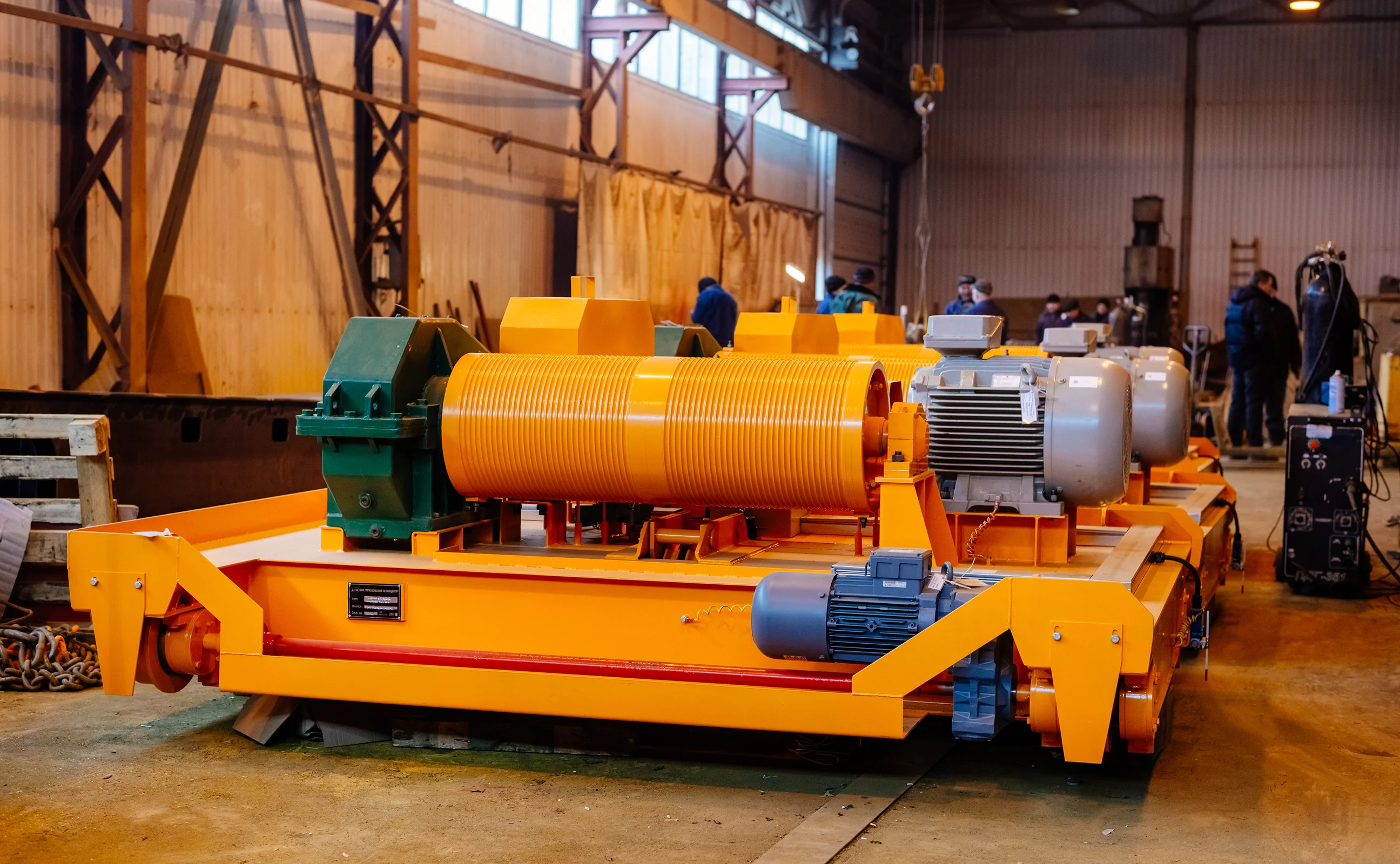 Photo 1 – Cargo carts